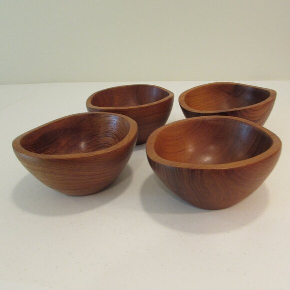 Vintage 'Handcrafted Unisilver Thai Teak' Salad Bowls - Set of 4 - Picture 3 of 14